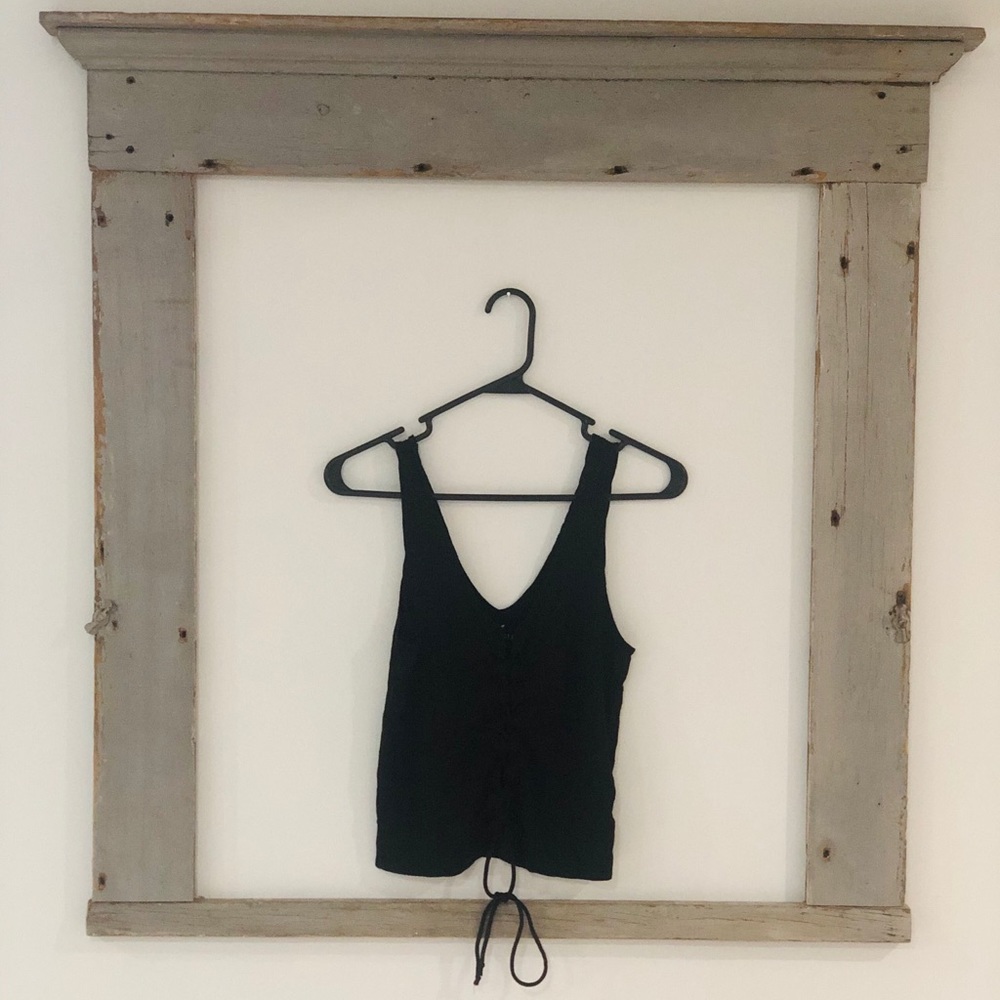 AE Black Tank